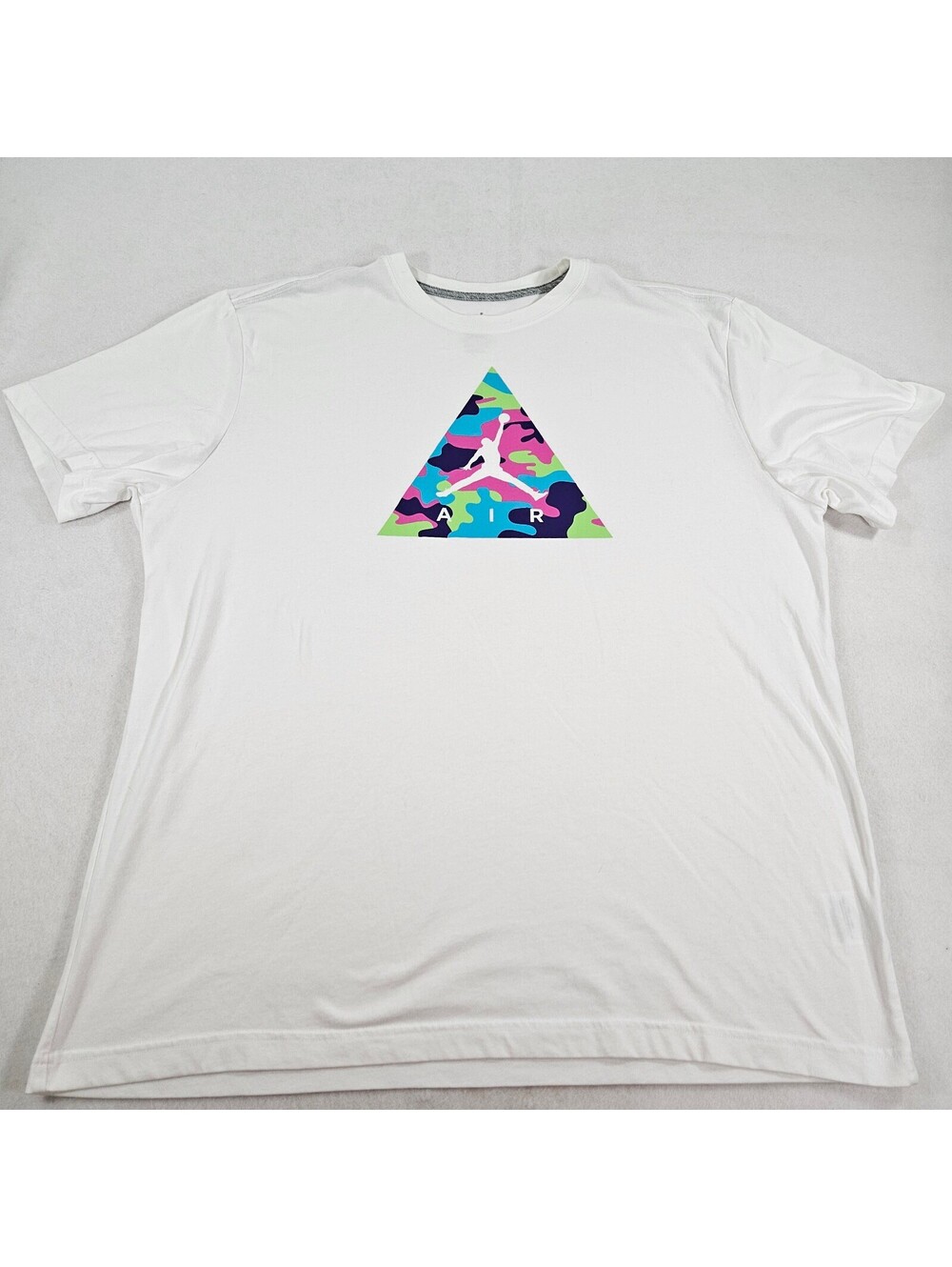 Jordan Dri-FIT Mens XXL White T Shirt Jumpman Air Camo Graphic 2XL